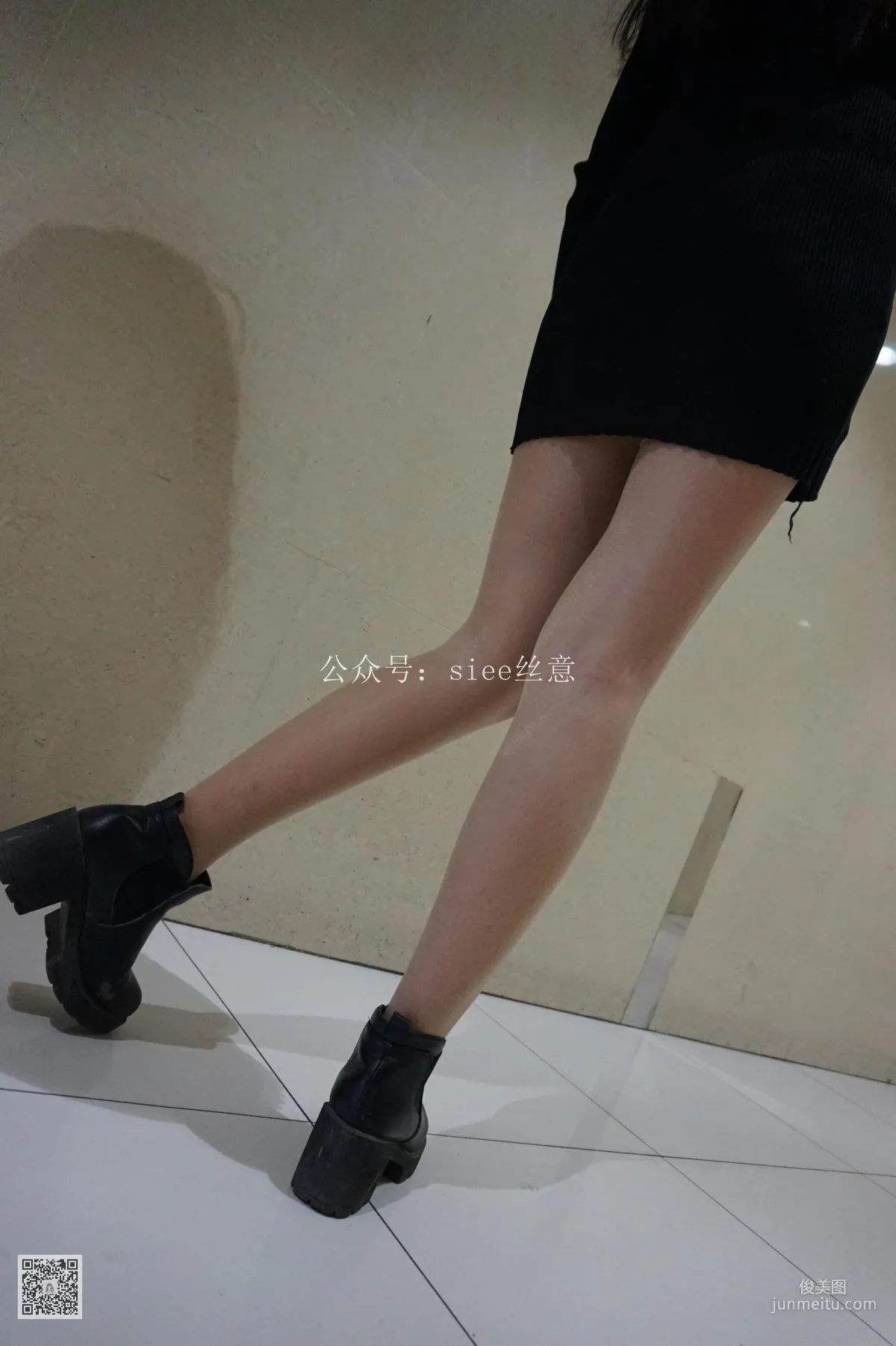 曦曦《黑色紧身裙配肉丝》 [丝意SIEE] No.025 写真集