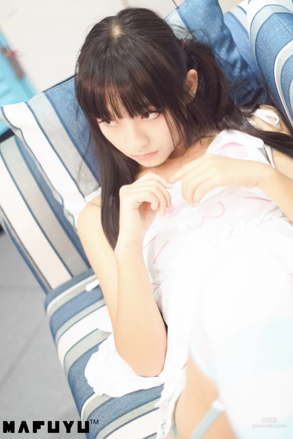 神楽坂真冬《蓝白条纹系列》 [COSPLAY少女] 写真集