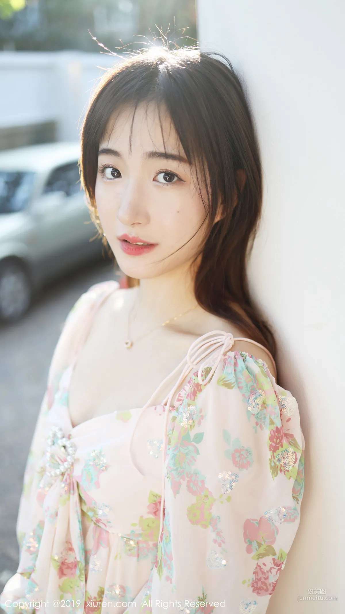 艺儿拿铁《室外小清新主题系列》 [秀人XIUREN] No.1892 写真集