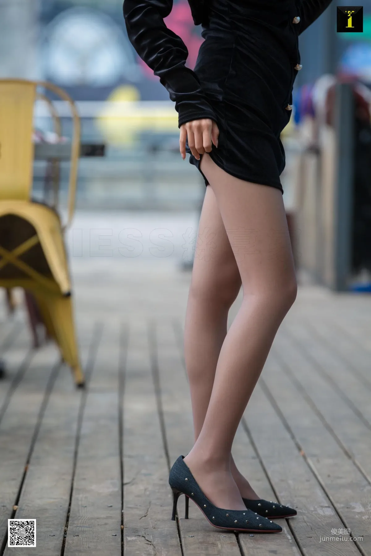 美子 《复古绒面套装》 [异思趣向IESS] 写真集