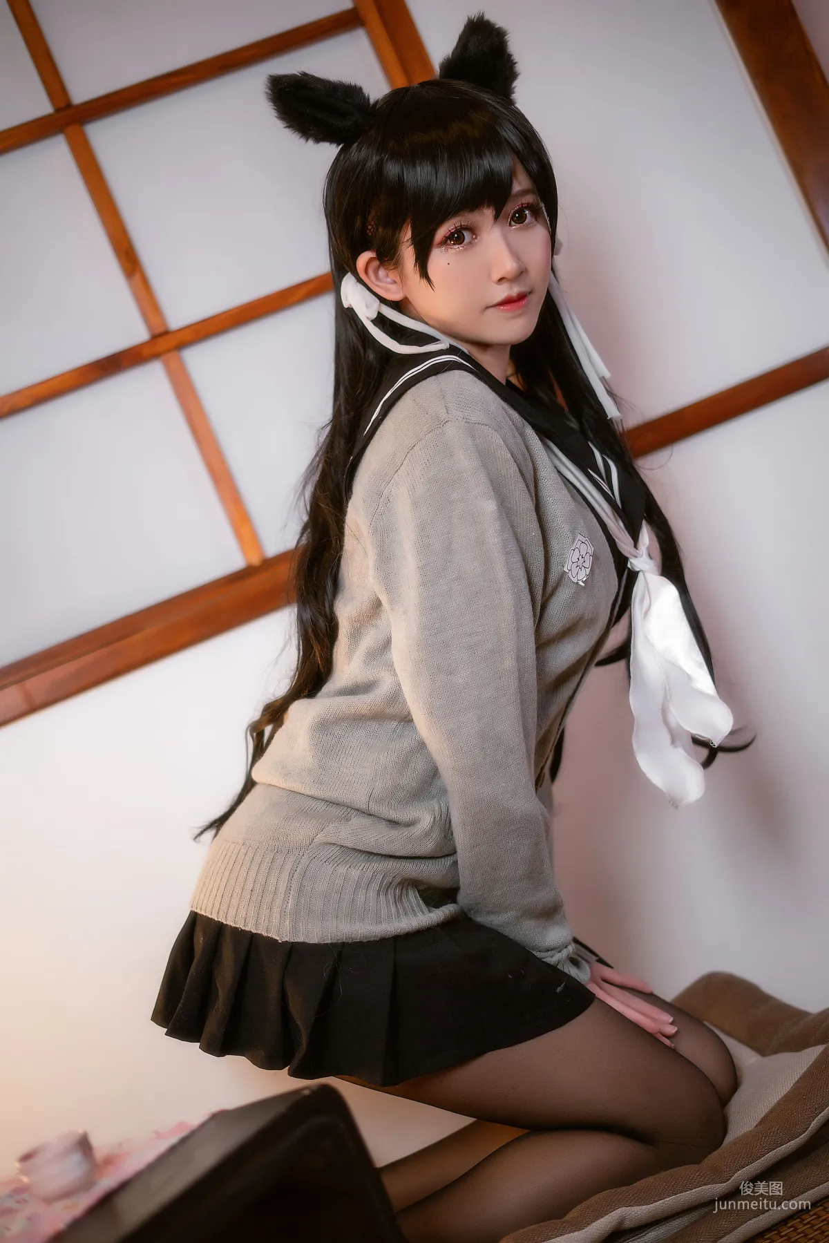 鳗鱼霏儿《碧蓝航线 校服》 [COSPLAY美女] 写真集