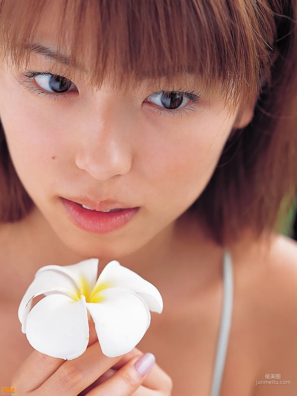 [Bomb.TV] 若槻千夏 Chinatsu Wakatsuki 写真集