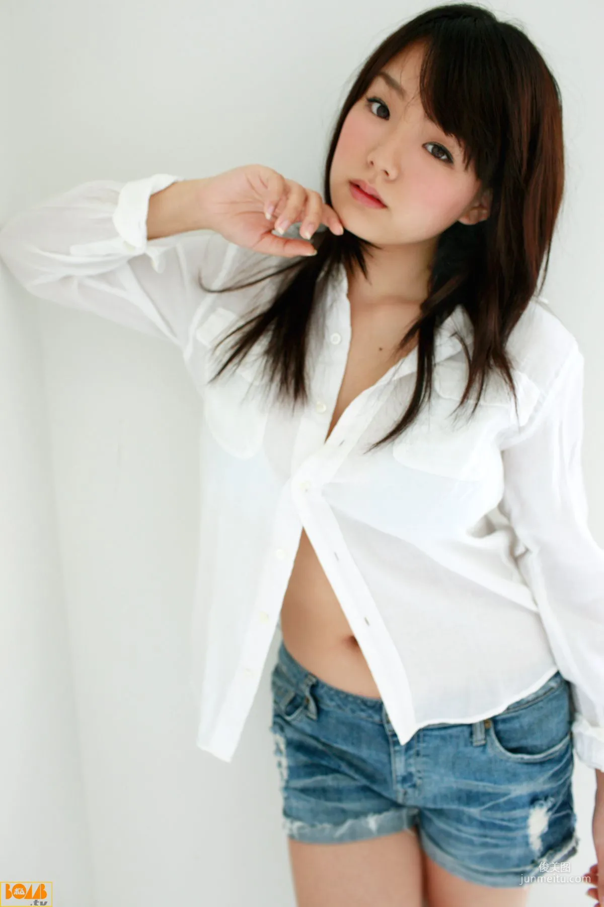 [Bomb.TV] 2010年08月刊 Ai Shinozaki 筱崎爱/篠崎愛 写真集