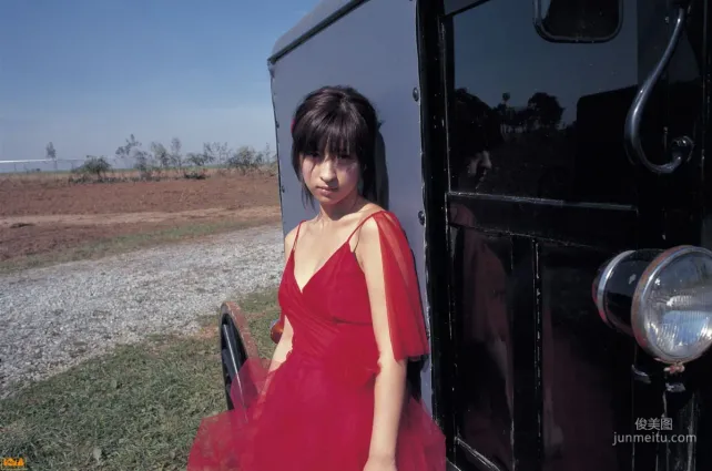 [Bomb.TV] 2004年12月刊 Kasumi Nakane 仲根かすみ/仲根霞 写真集
