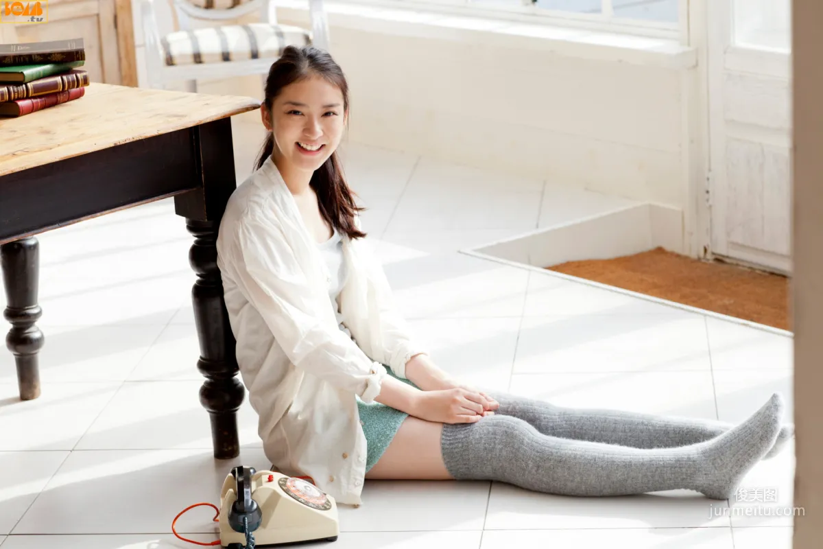 [Bomb.TV] 2012年02月号 武井咲 Emi Takei 写真集