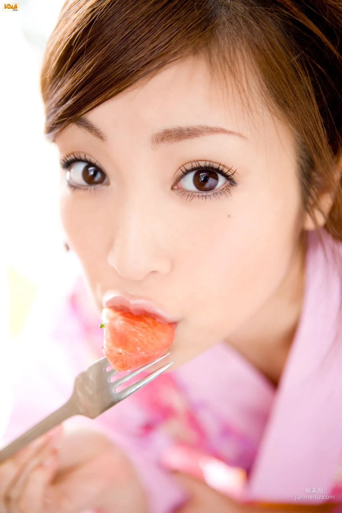[Bomb.TV] 2009年09月刊 Natsuko Tatsumi 辰巳奈都子 写真集