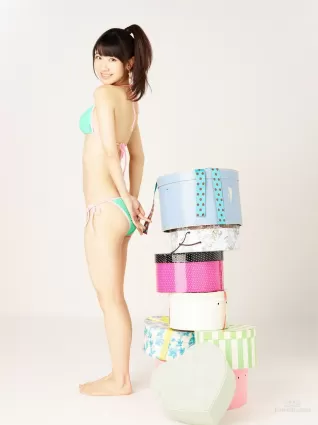 柏木由紀《プレゼント》写真集 [YS Web] Vol.508