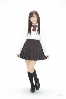 愛沢新菜《ちっちゃおっきい美少女入学！》写真集 [YS Web] Vol.551