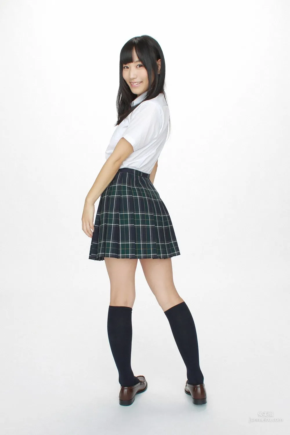 浜田由梨《日テレジェニック2013入学！》写真集 [YS Web] Vol.579