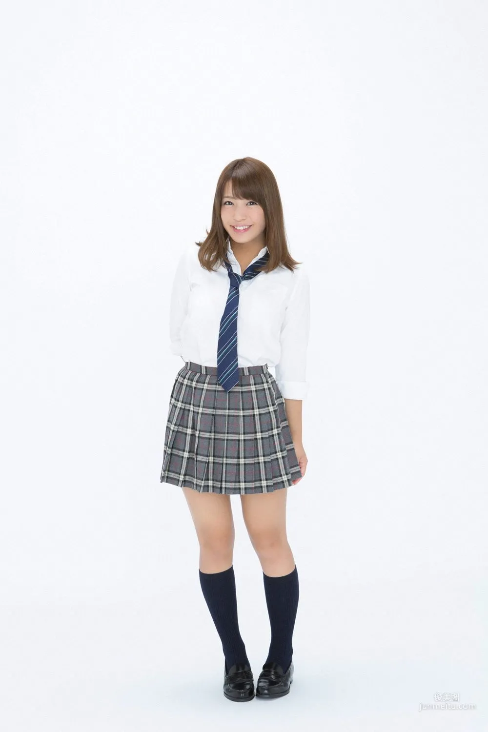 [YS Web] Vol.717 Rina Hashimoto 橋本梨菜 写真集