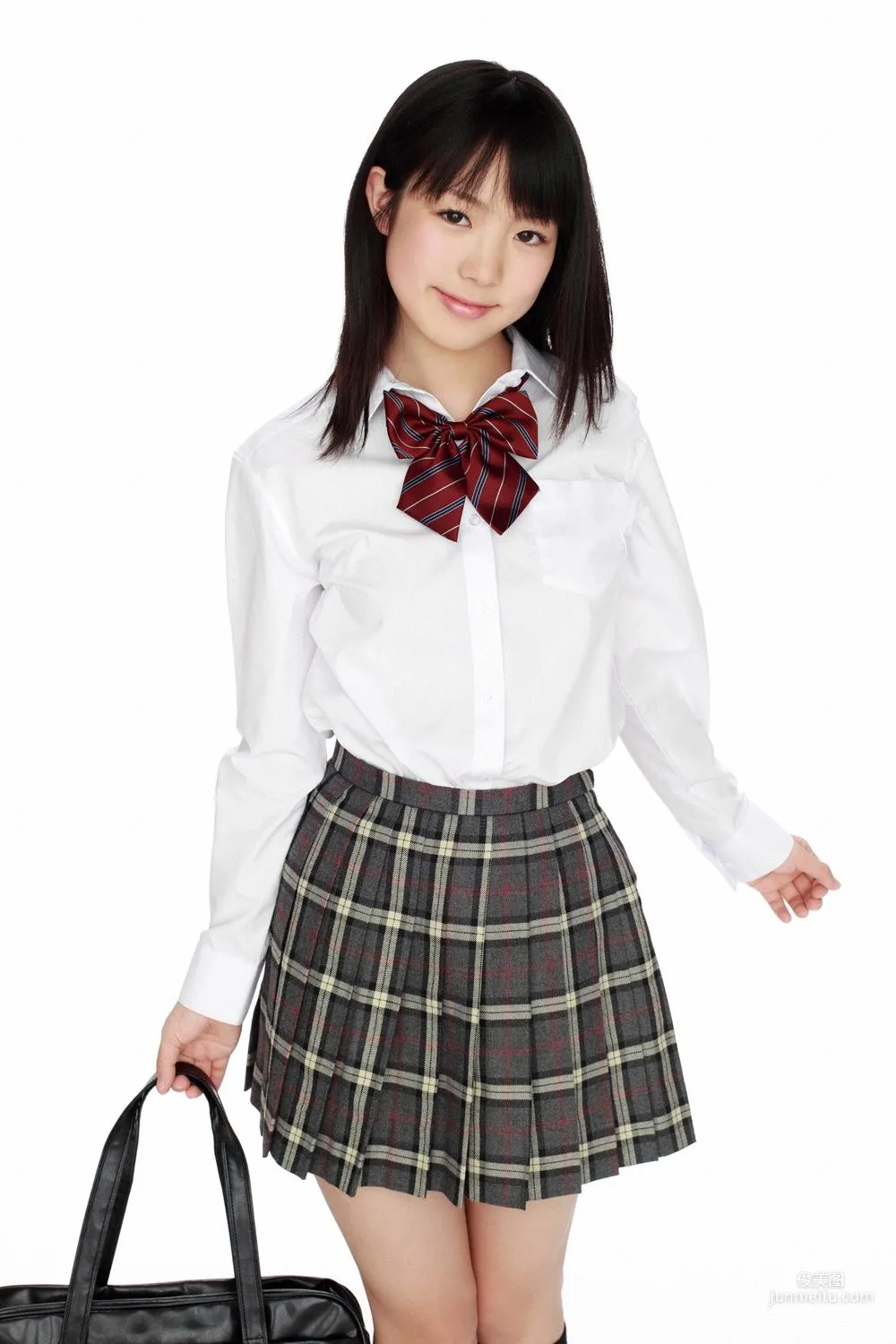 山下菜菜子/新実菜々子《桃色ピュア少女エントリー!!》写真集 [YS Web] Vol.351