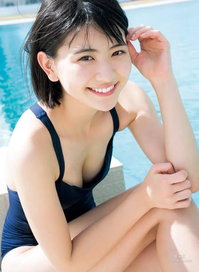 颜值爆棚《山田南实》全国女子高中生制服收藏最正亚军