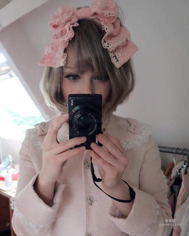 荷兰与新加坡混血正妹「Ella Freya」宝石般的眼睛让人看得目不转睛
