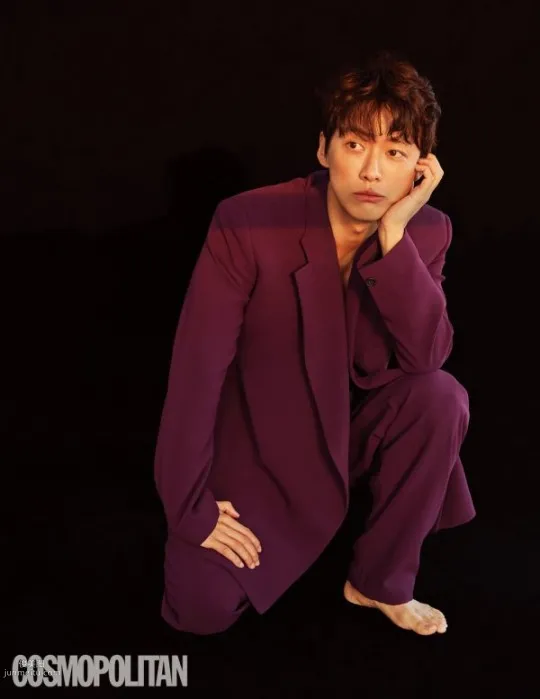 韩国明星南宫珉登杂志拍写真图片