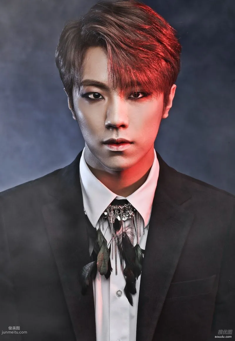 最新《M.Pire》魅惑造型写真