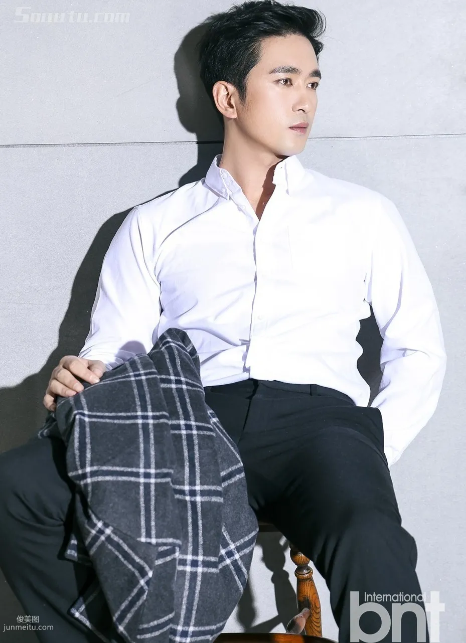 韩国帅哥李周锡时尚写真大片-bntnews出品