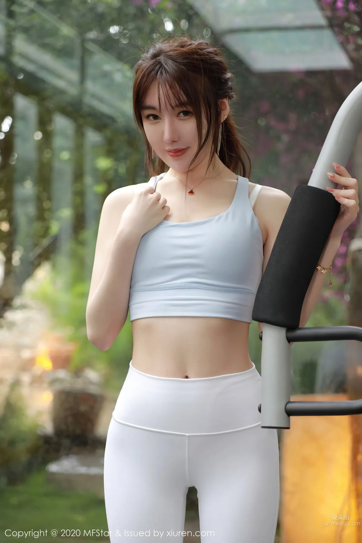 [MFStar] 2020.08.10 VOL.365 薛琪琪sandy