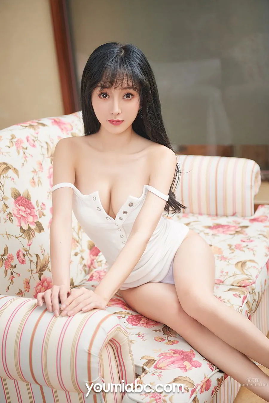 尤蜜Youmi 2020.02.12 邻家小妹 李纤纤