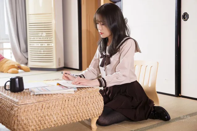 [TouTiao头条女神] 蜜丝系列028期 邻家小学妹 陈亦菲