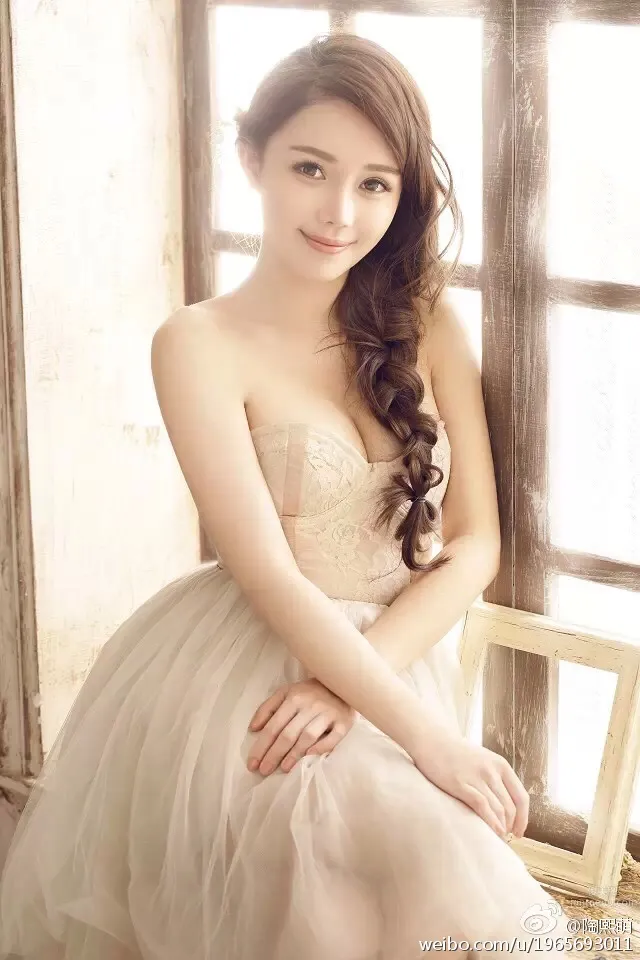白熙萌Kitty- 北外校花女神超气质韵味