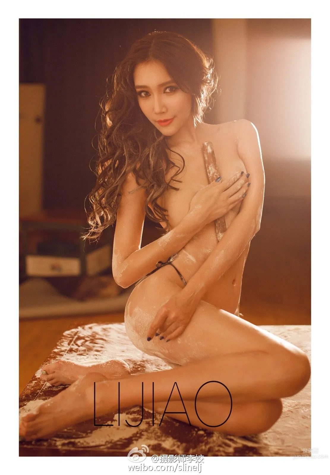 何亚萌SAVILA- 家居妩媚绝美写真