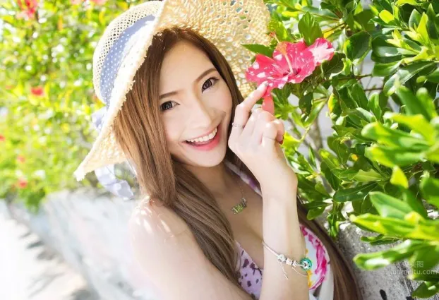 Nikki小嬺(汪茹怡)- 冲绳旅拍写真