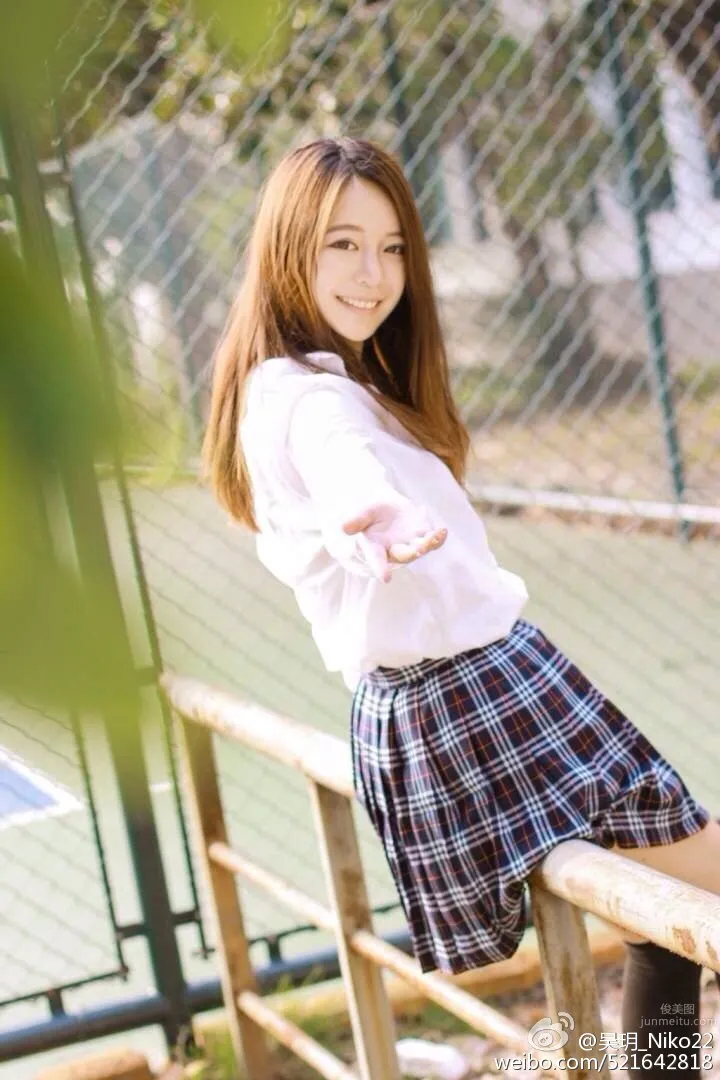 NIKO小玥玥(吴玥)- 微博唯美系养眼写真