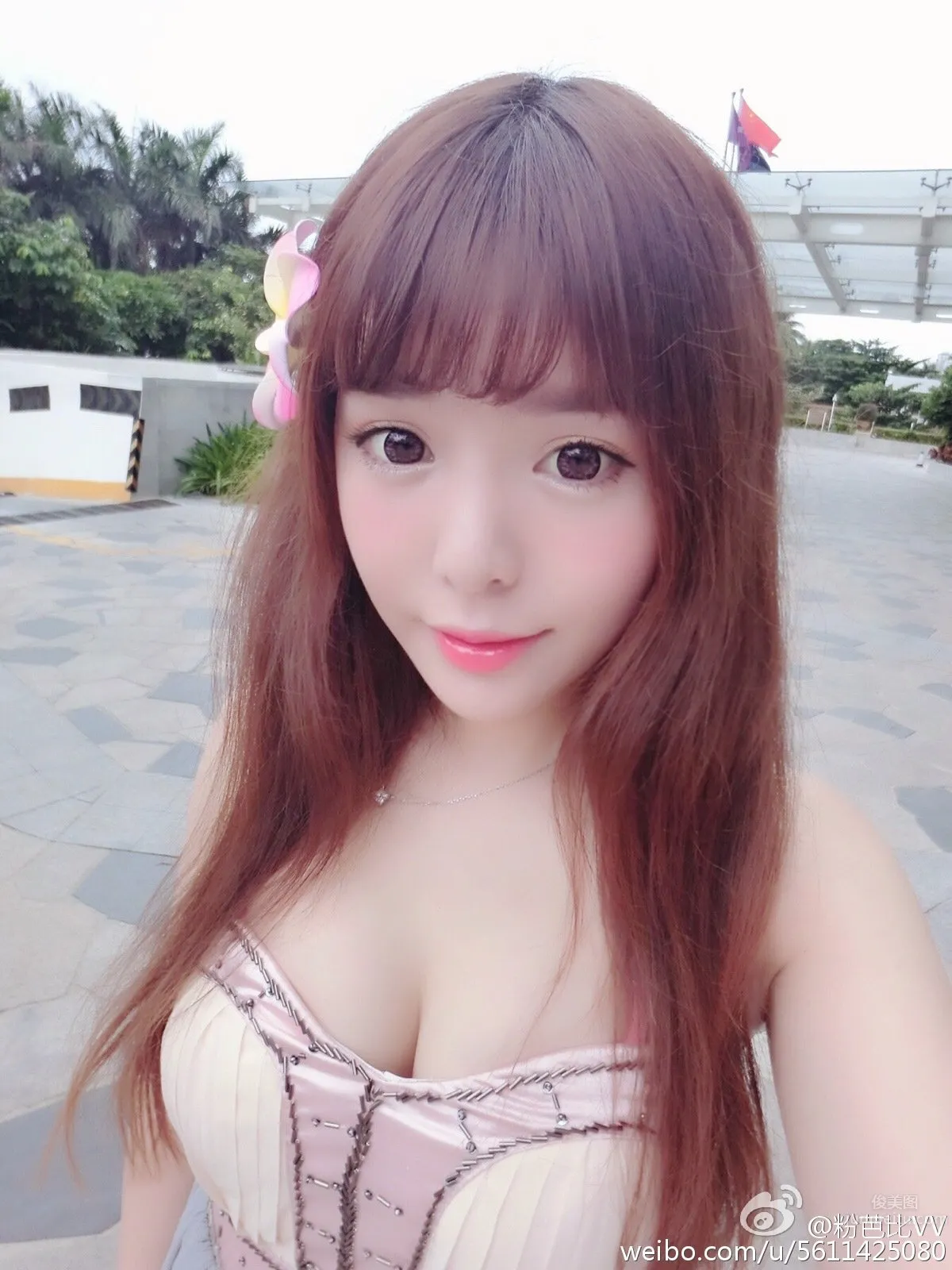 粉芭比VV- 粉嫩美人私房写真