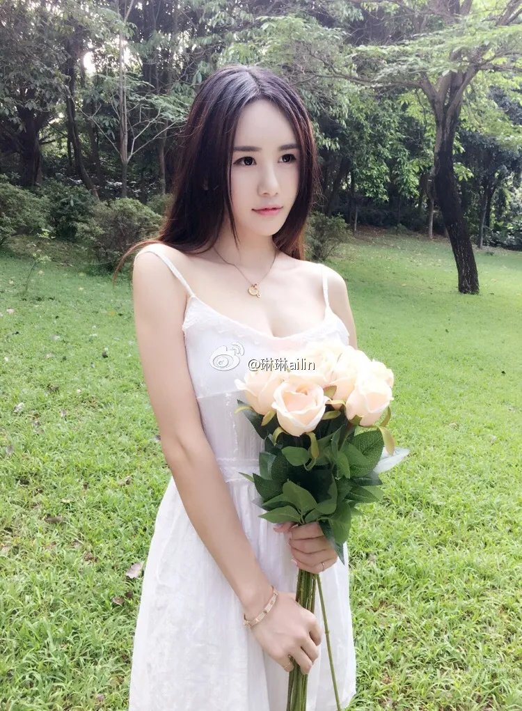 琳琳ailin(黄锦琳)- 斗鱼俏皮女主播