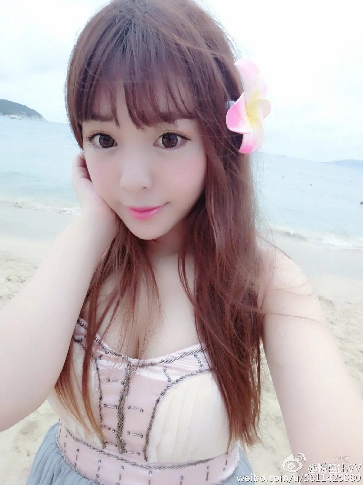 粉芭比VV- 粉嫩美人私房写真