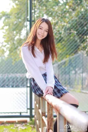 NIKO小玥玥(吴玥)- 微博唯美系养眼写真