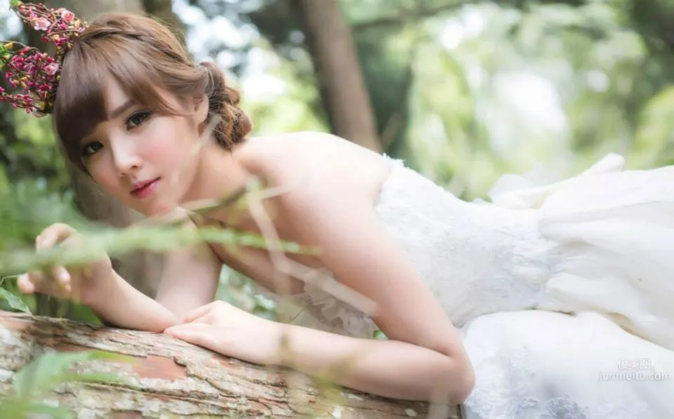 小苹果(郑裕蓁)- 好萌的才貌兼备的音乐女孩