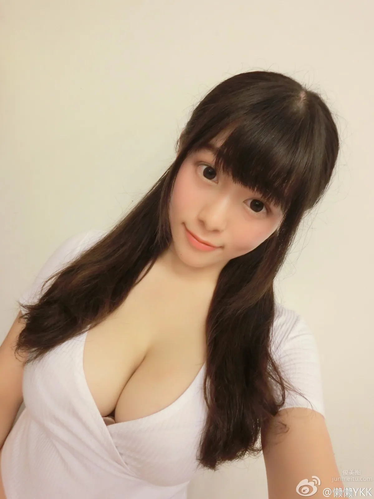 懒懒YKK- 超胸美少女海量私房照