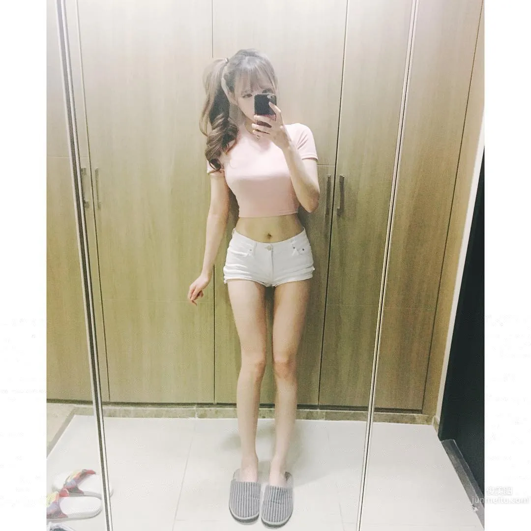 BJ Sojin- 好正的白皙南韩视讯主播