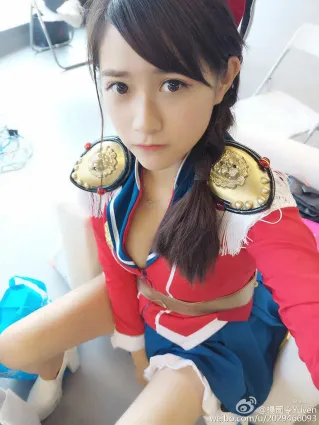 杨悦雯yuven- 萌系showgirl私房美图