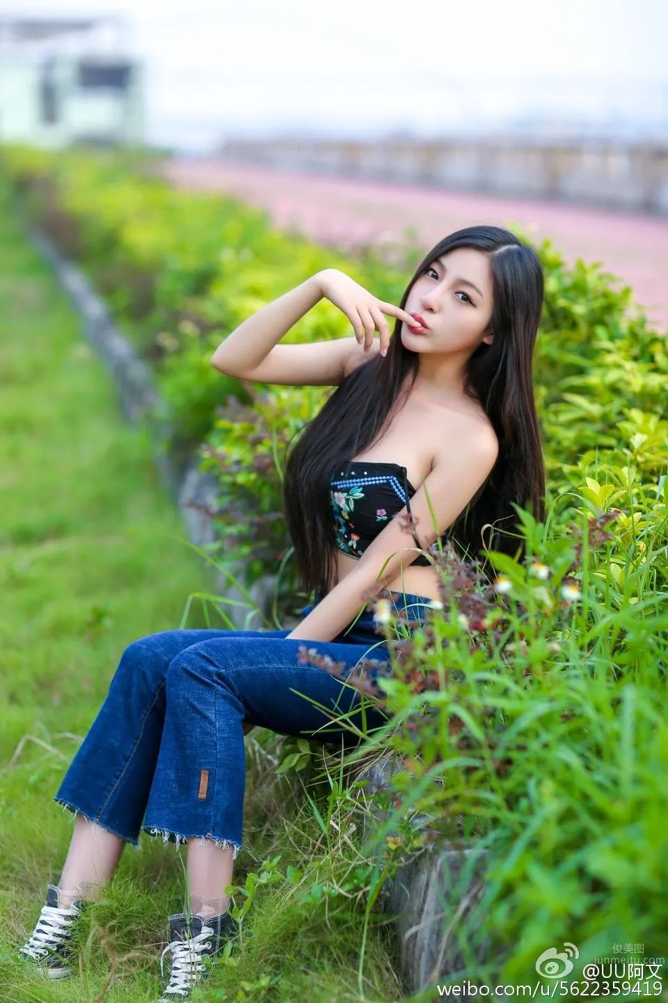 UU阿文- 超正小妮子微博私房写真