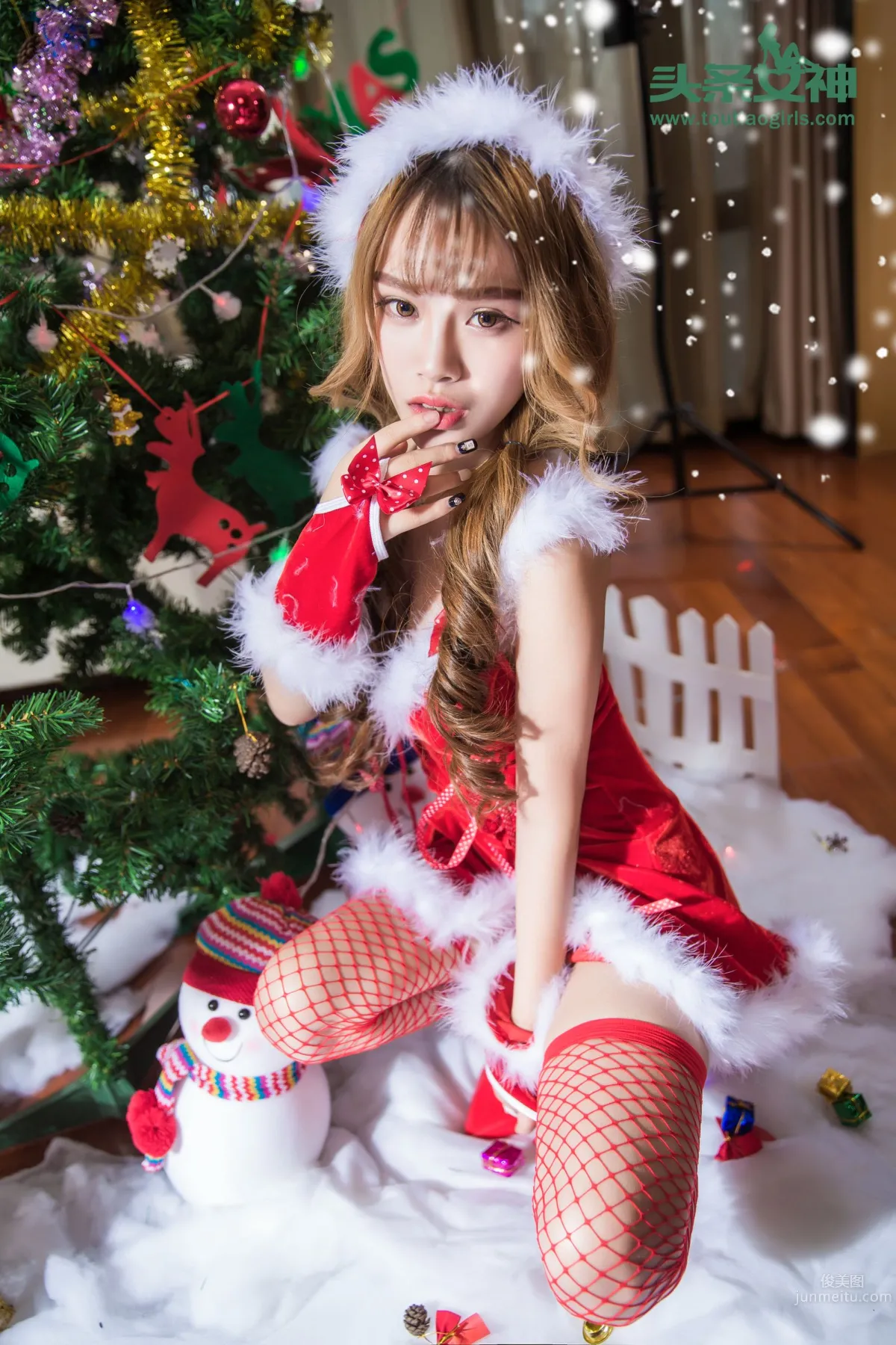 杏儿kitty- [TouTiao头条女神] 2016-12-19 圣诞女郎
