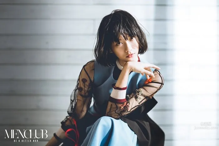 袁澧林- 「文青女神」冷艳写真