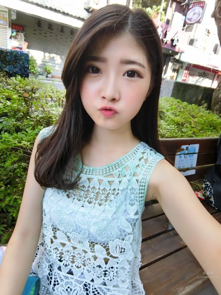 舒舒SuSu- 邻家女孩的超高颜让人过目不忘！