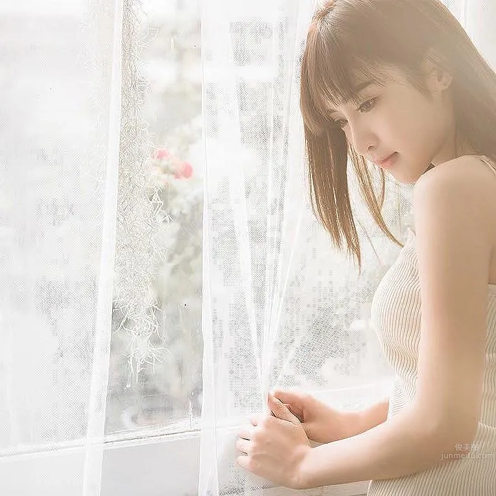 Thanyarat Charoenpornkittada- 日韩泰中四国混血校花海量美图