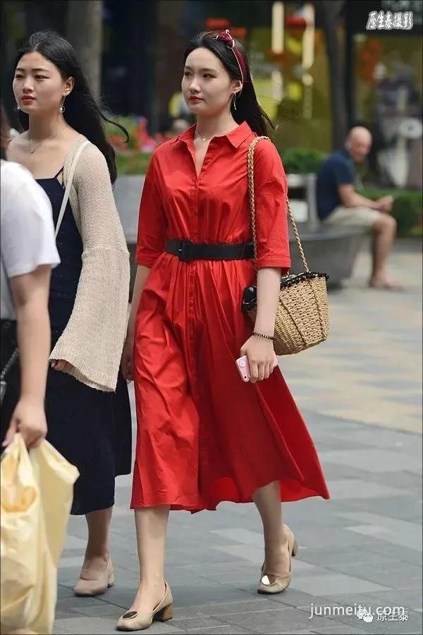 盘点2017让人一见难忘的时尚性感美女!