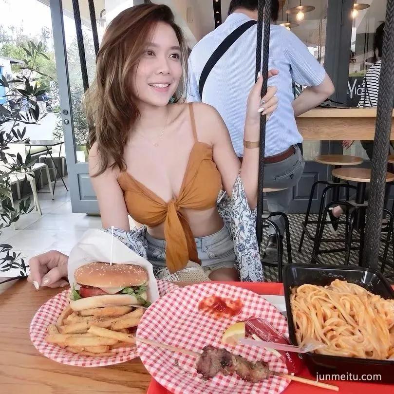 摄影作品丨气质御姐穿啥都那么美