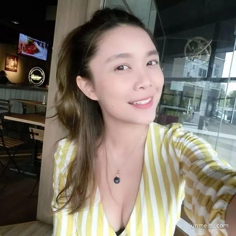摄影作品丨气质御姐穿啥都那么美