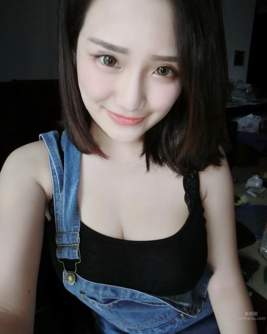 邱筠净Gina- 好不科学的逆天身材