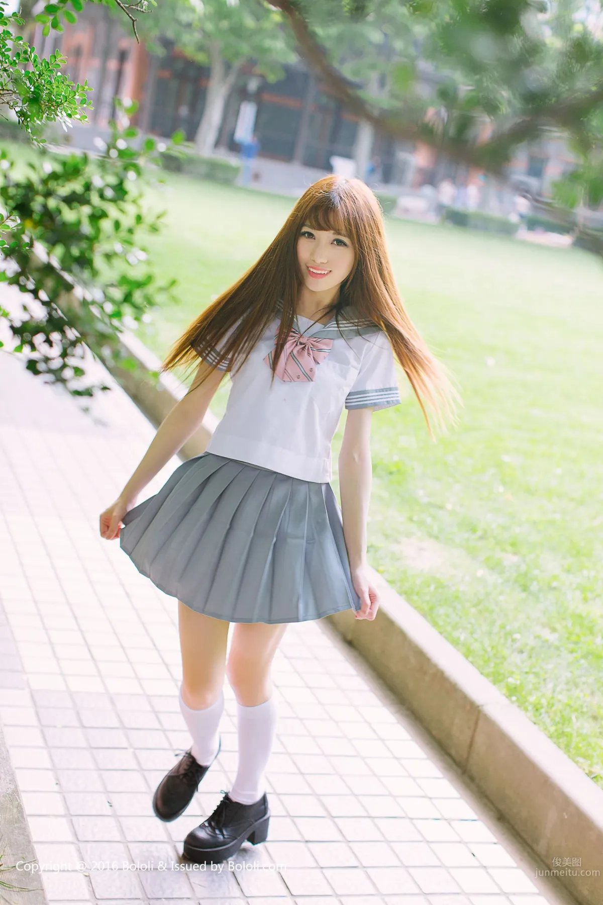 赵奶莹- [Kimoe激萌文化] KIM.015 奶莹小花园