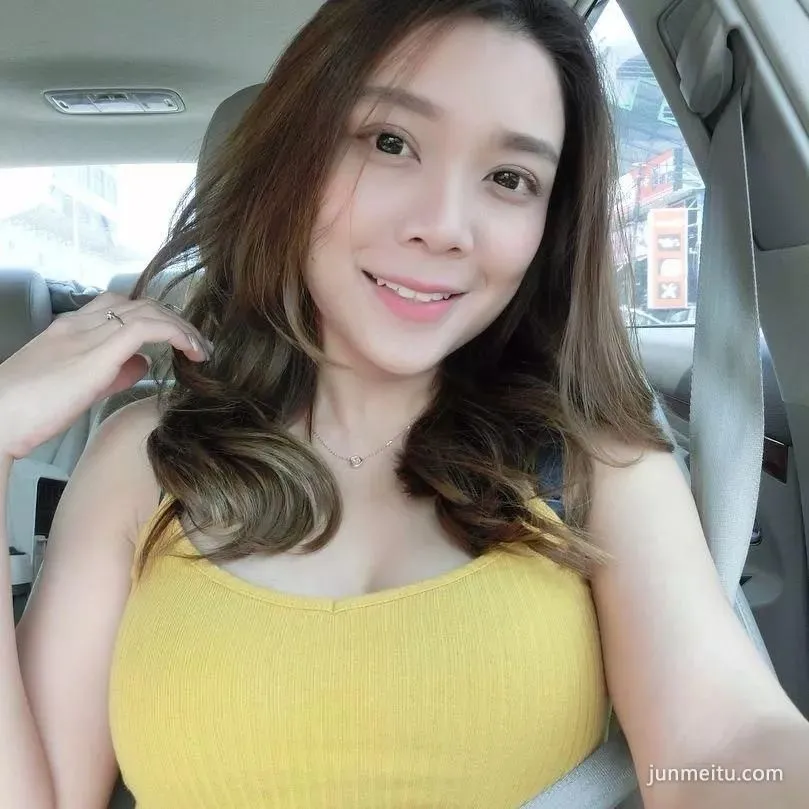 摄影作品丨气质御姐穿啥都那么美