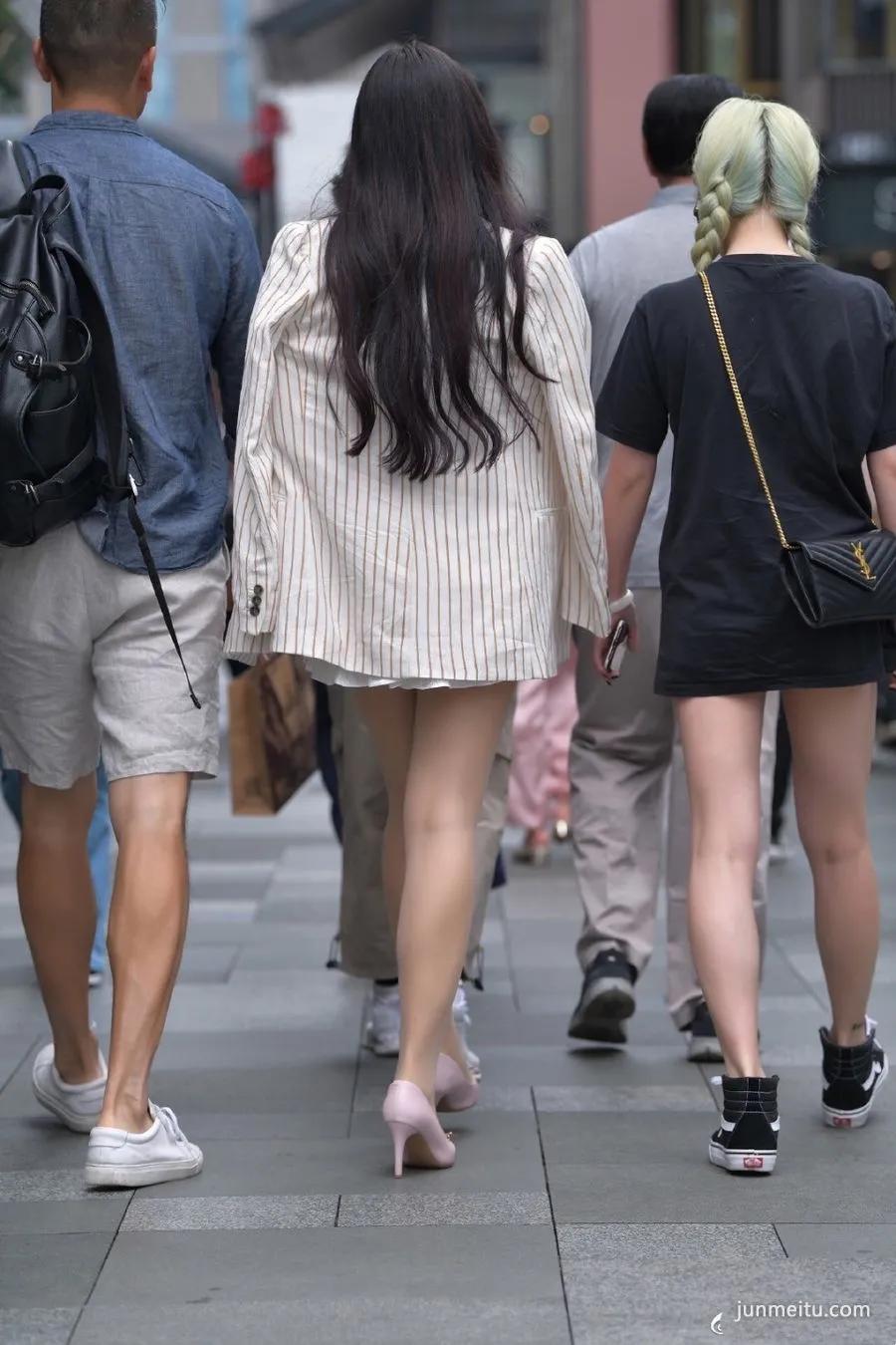 街拍长腿高跟美女，美的真是不讲道理啊
