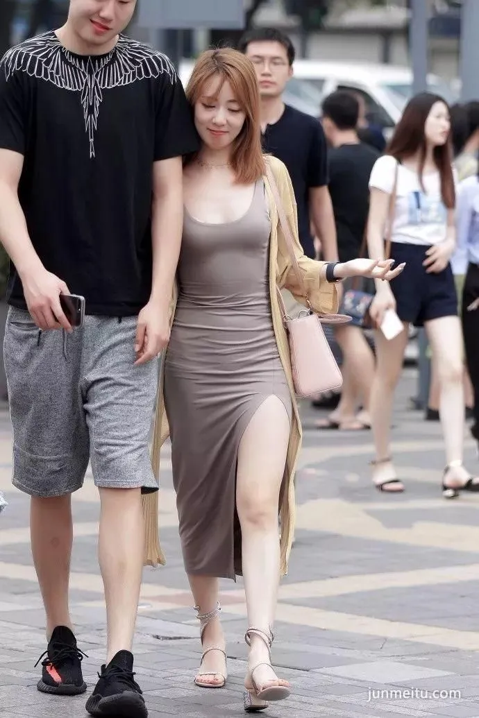 街拍好白菜都让猪拱了