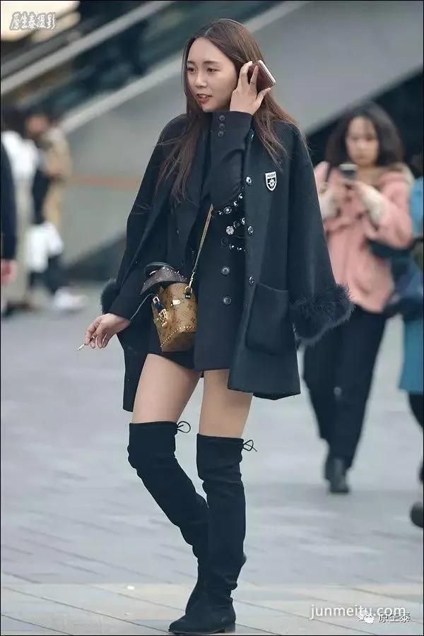 街拍霸气大长腿美女傲视群芳！（组图）