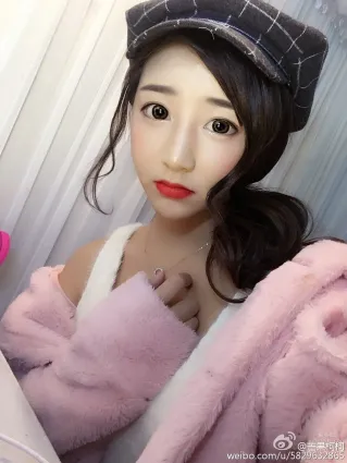 芒果柯柯- 好胸妹微博私房照